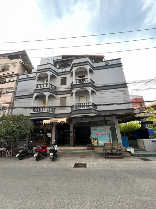 107 Wanna Apartment Pattaya Eksteriør billede